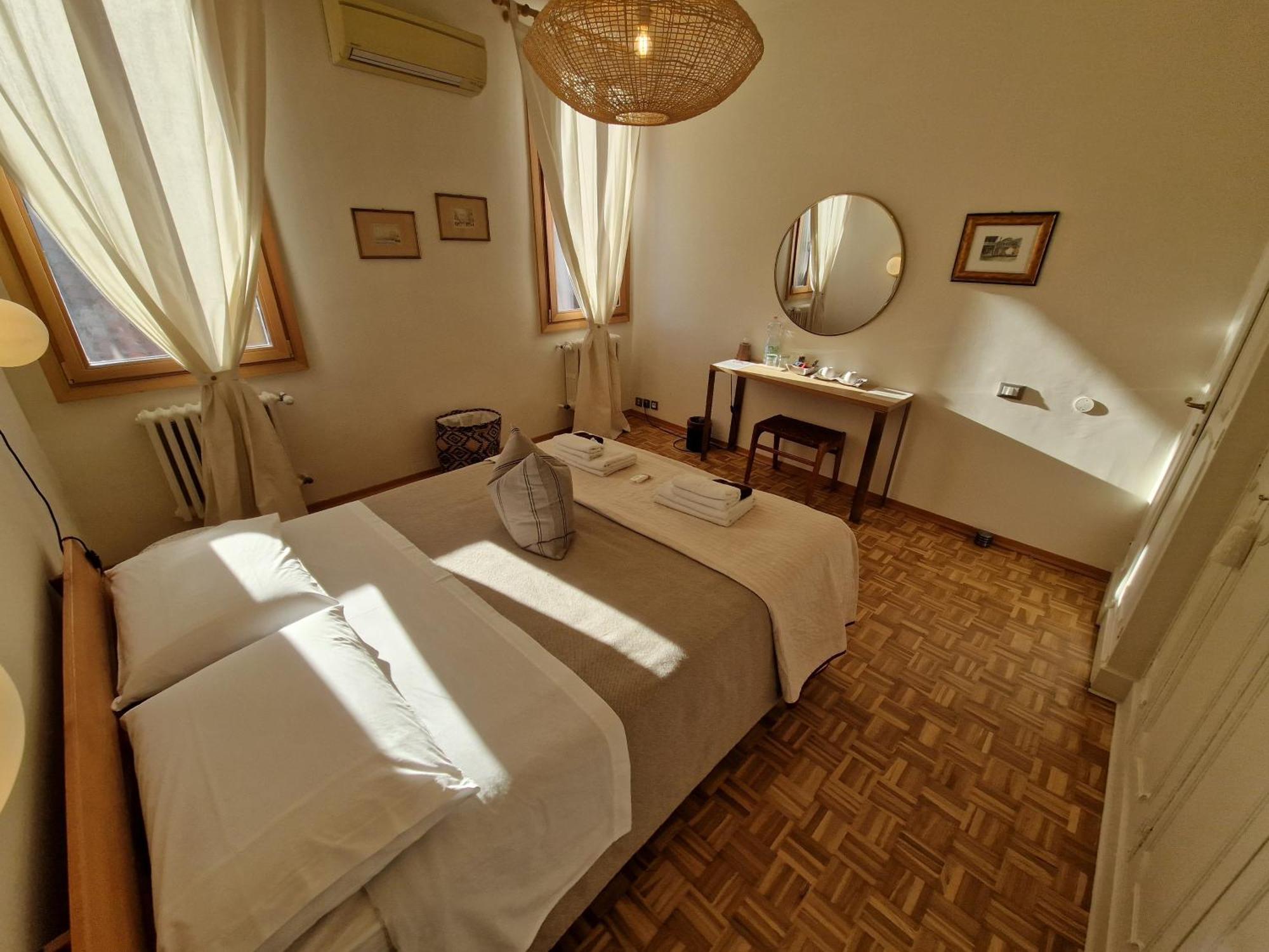 Residenza La Veranda A Rialto Венеция Экстерьер фото